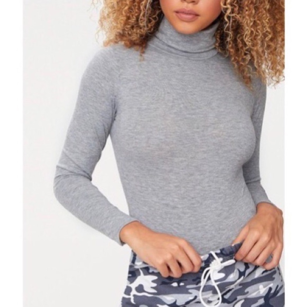 PrettyLittleThing Long Sleeve Cotton Turtle Neck  T-Shirt Top